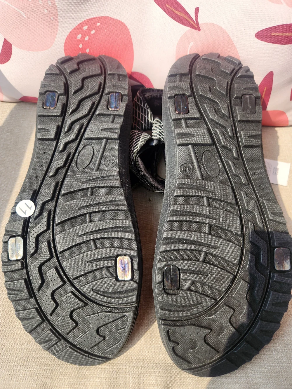 Men's Black Outdoor Sport Sandals - Comfortable Strapped Design NWT Size 11